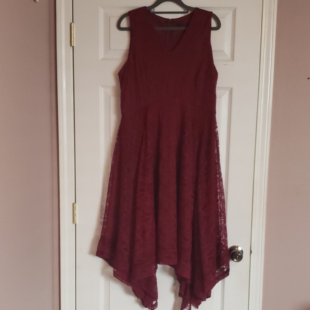 Formal/semi-formal special occasion dress
